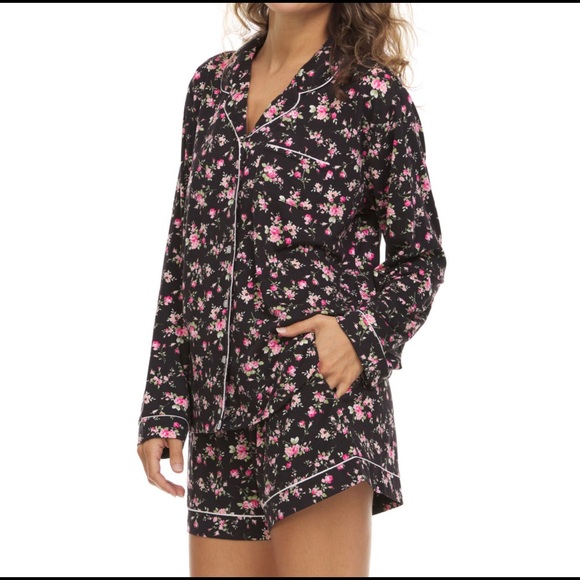 🆕 Flora Nikrooz Notch Collar Shortie PJ’s, Black Floral - Picture 3 of 8